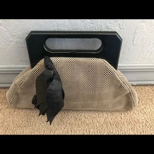 Anthony Luciano clutch.